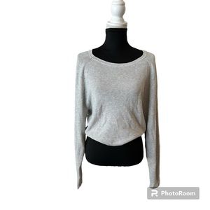 NWT Gray Express Sweater Size S Lightweight Neutral Basic Layering Soft!